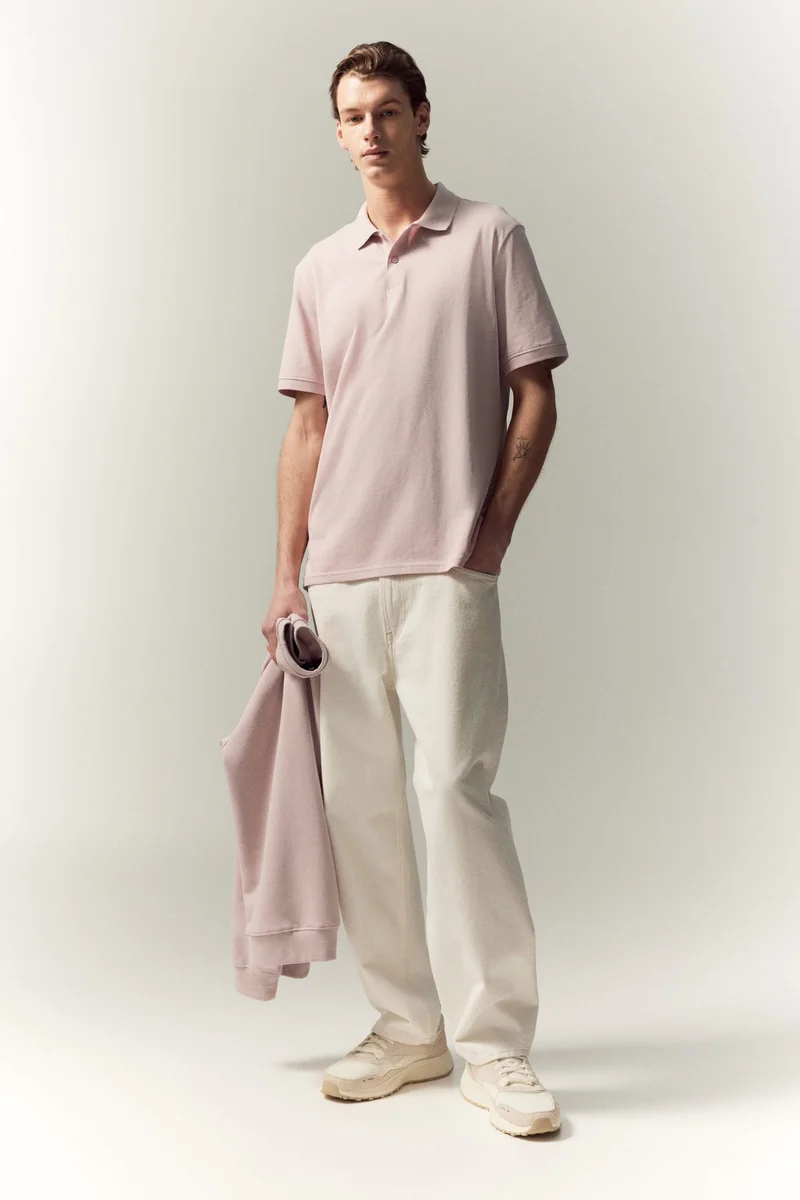 اتش اند ام تي-شيرت بولو من نسيج البيكيه بقصّة عادية