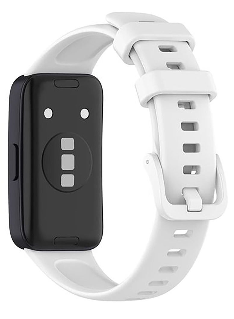 سوار رياضى مخرم من السليكون لهواوى باند 8 - ابيض Huawei Band 8 - Image 1