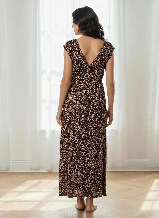 Aadaraya  Aadaraya Night Gown Short Sleeves Lace Trim for Women | Best Price UAE