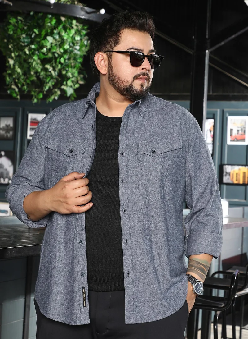 انستافاب بلس قميص رجالي بقصة مريحة وياقة عادية وأكمام طويلة بأزرار، لون أزرق سماوي