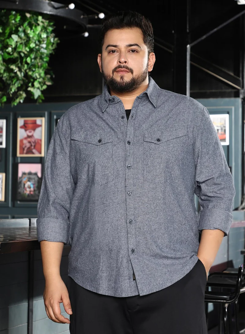 انستافاب بلس قميص رجالي بقصة مريحة وياقة عادية وأكمام طويلة بأزرار، لون أزرق سماوي