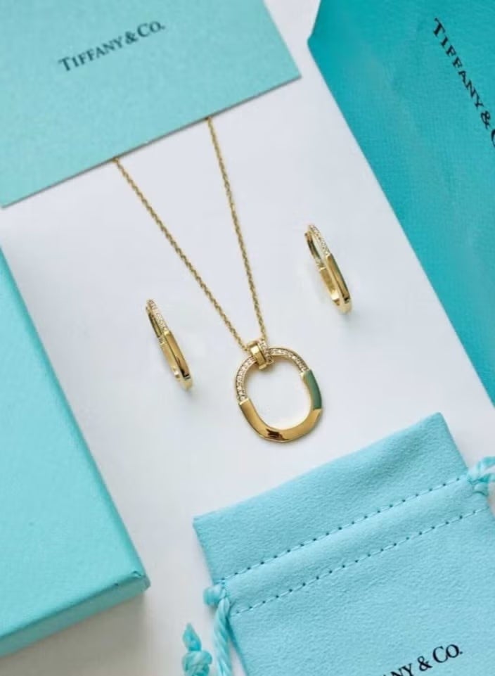 Tiffany Necklace and Earrings Set with Accessories