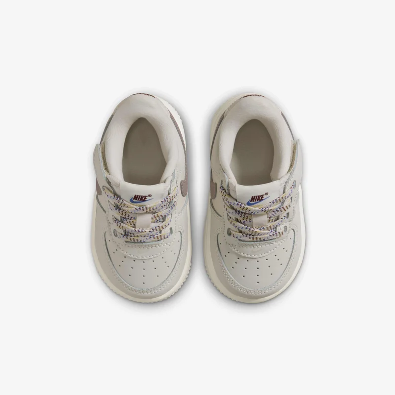 Nike Kids' Force 1 Low LV8 EasyOn Shoes