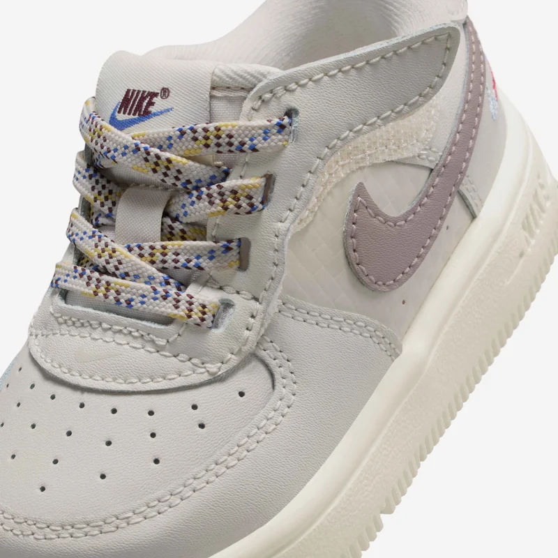 Nike Kids' Force 1 Low LV8 EasyOn Shoes