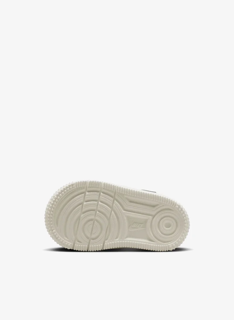 نايكي أحذية فورس  لو  إيزي أون للأطفال