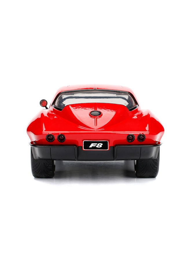 Jada Toys Fast & Furious 1966 Chevy Corvette 1:24 Die-Cast Model Car, Letty's Red Corvette with Opening Doors, Hood & Trunk, Rubber Tires, Movie Collectible Vehicle for Kids Ages 8+ - Image 5