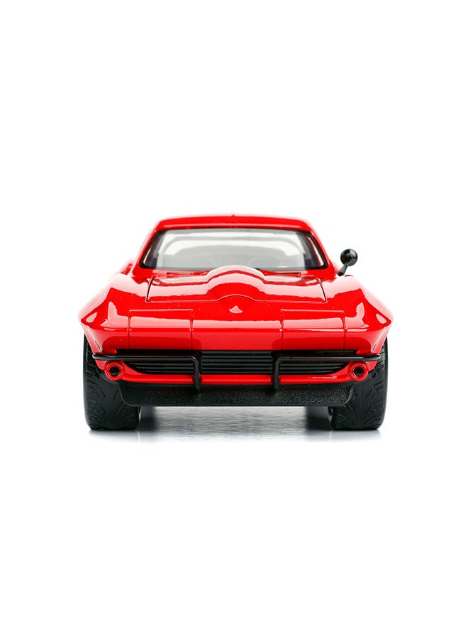 Jada Toys Fast & Furious 1966 Chevy Corvette 1:24 Die-Cast Model Car, Letty's Red Corvette with Opening Doors, Hood & Trunk, Rubber Tires, Movie Collectible Vehicle for Kids Ages 8+ - Image 2