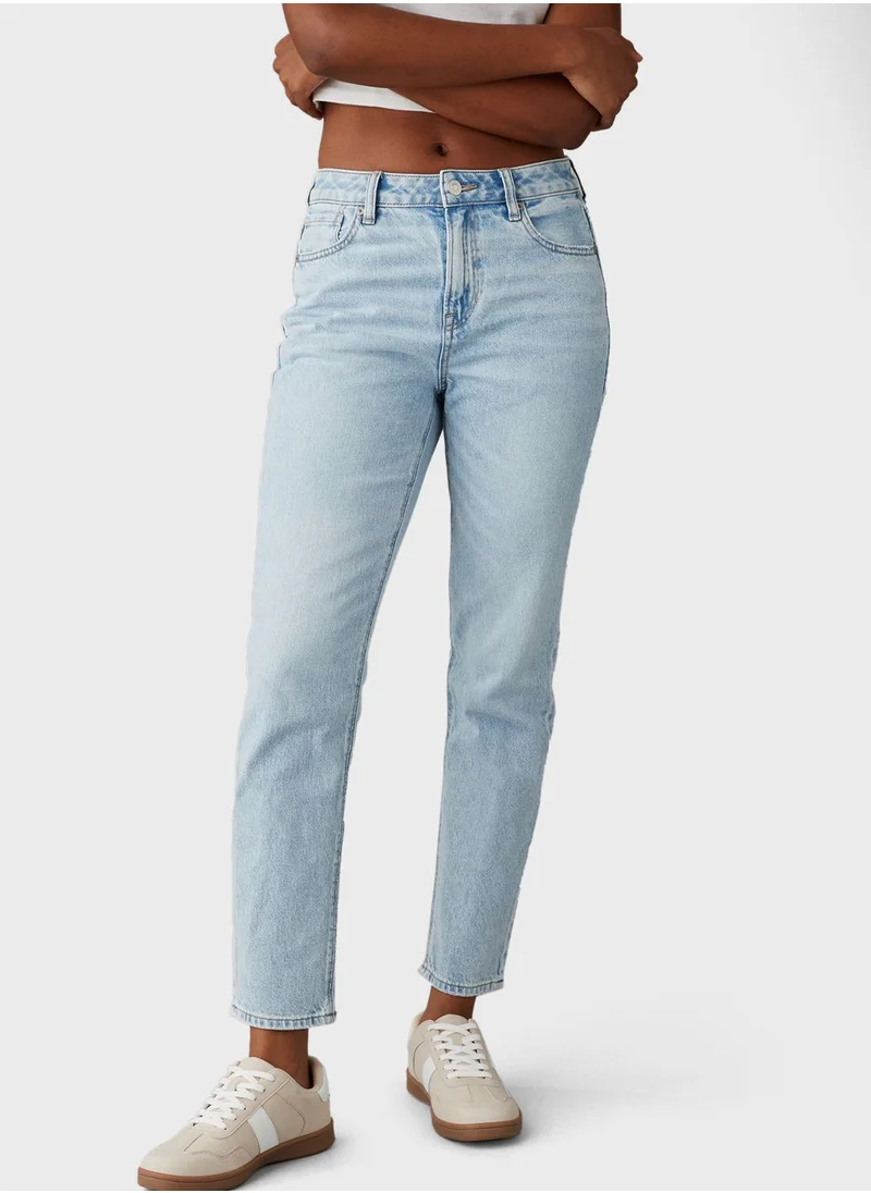 امريكان ايجل Strigid High Rise Mom Jeans