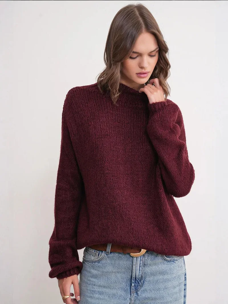 MixRay Burgundy Red Mixray Relaxed Fit Crew Neck Thick Knit Sweater for Women | Best Price UAE