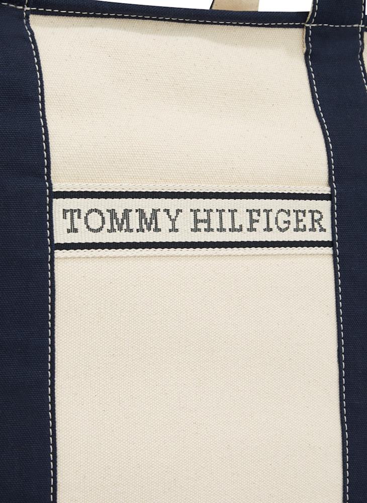 TOMMY HILFIGER Logo Detail Zip Over Tote  - Image 4