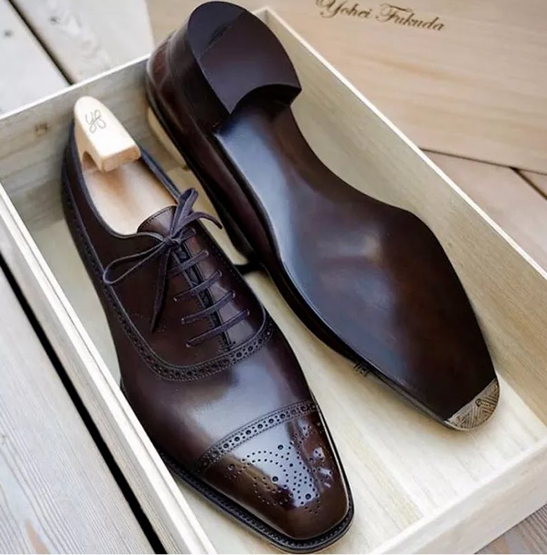 حذاء رجالي لأعمال الأعمال من الجلد الاصطناعي PU بتصميم بروغ مقطع، ذي كعب منخفض، مقرب بخيط، بنمط بريطاني كلاسيكي، لون بني، رقم 43، رمز AG015 - Image 3