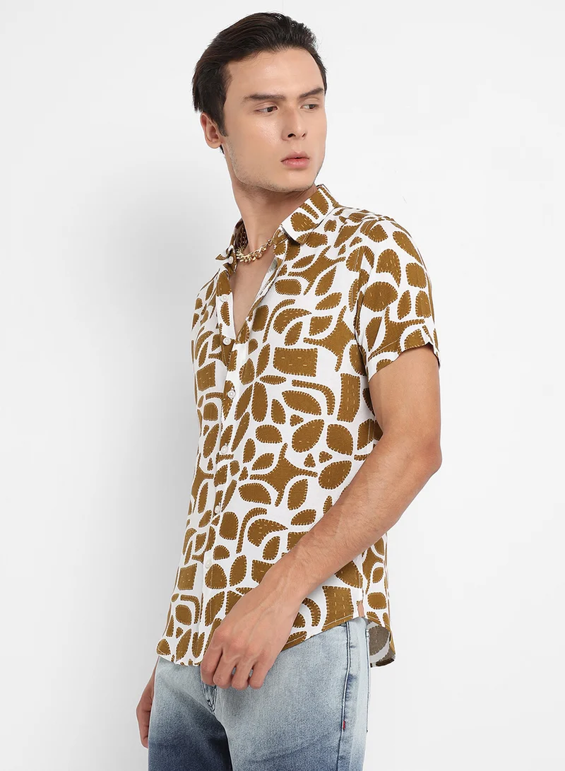 كامبوس سوترا Men's White & Brown Contrast Block Shirt