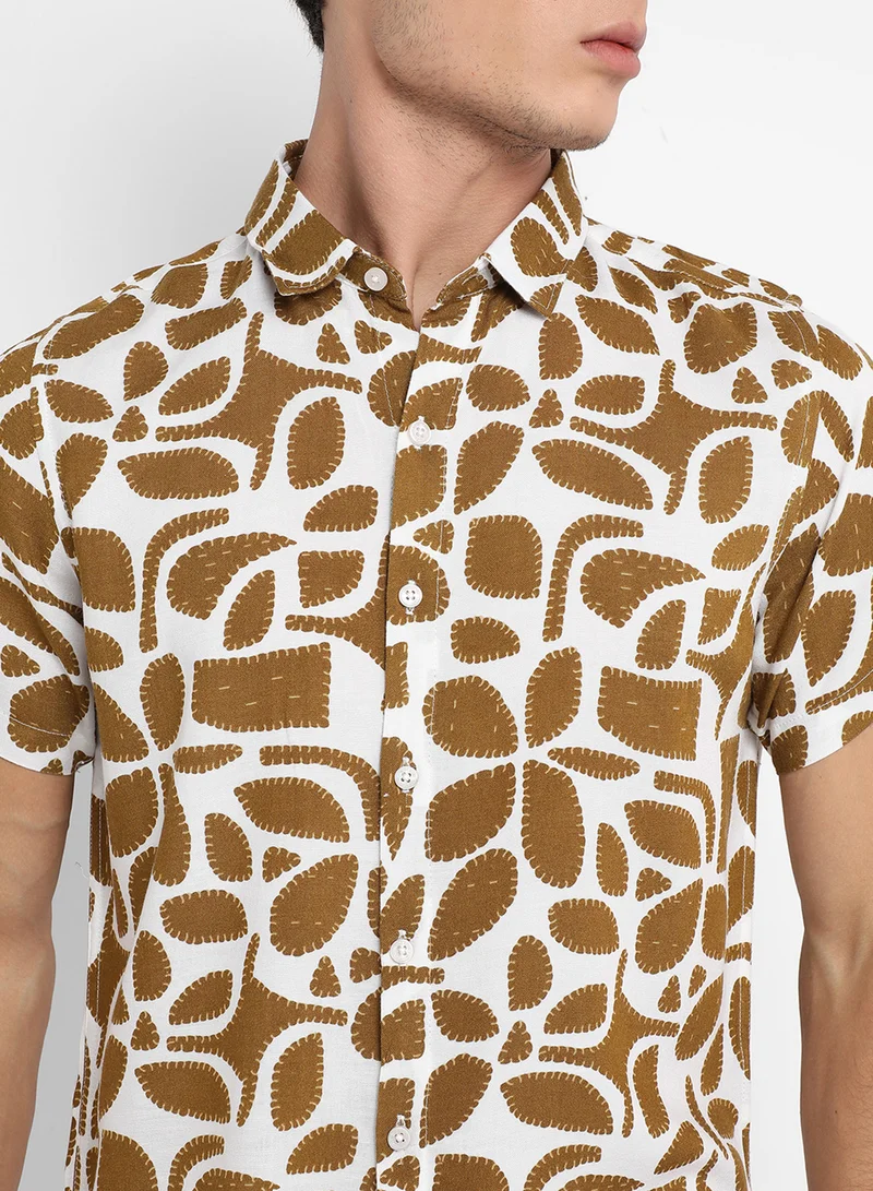 كامبوس سوترا Men's White & Brown Contrast Block Shirt