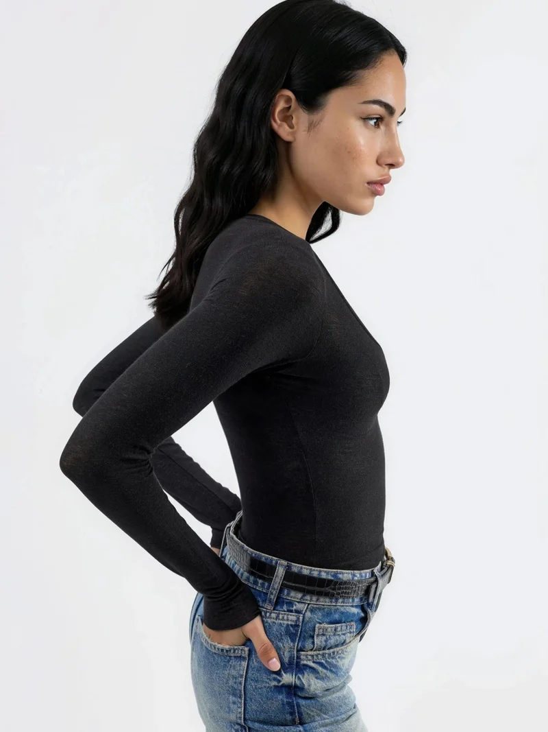 Busem BUSEM V-neck Long Sleeve Blouse