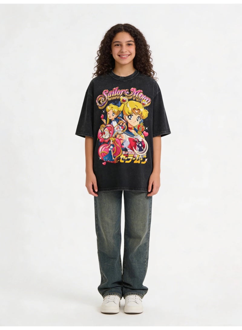 تي شيرت قصير الأكمام من Sailor Moon Style Anime Graphic Printed Black Washed Denim Look | تي شيرت جرونج ستريتوير فينتاج - Image 1