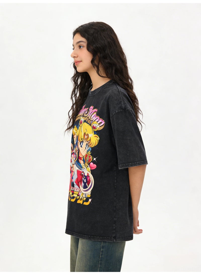تي شيرت قصير الأكمام من Sailor Moon Style Anime Graphic Printed Black Washed Denim Look | تي شيرت جرونج ستريتوير فينتاج - Image 3