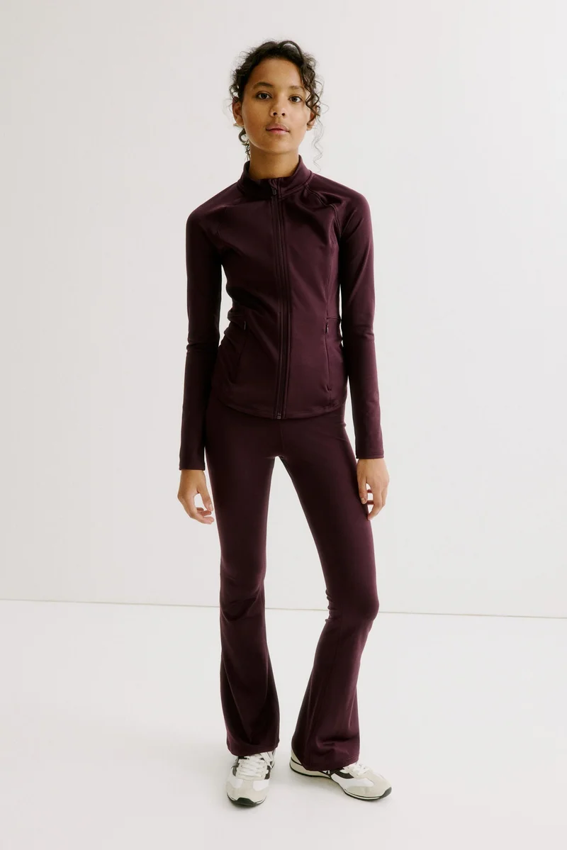 اتش اند ام لغينغز رياضي بحافة واسعة من نسيج دراي موف™