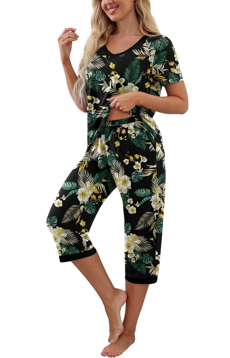 PrinStory Women's Pajama Set Short Sleeve Shirt and Capri Pants Sleepwear Pjs Sets with Pockets Large - Image 3