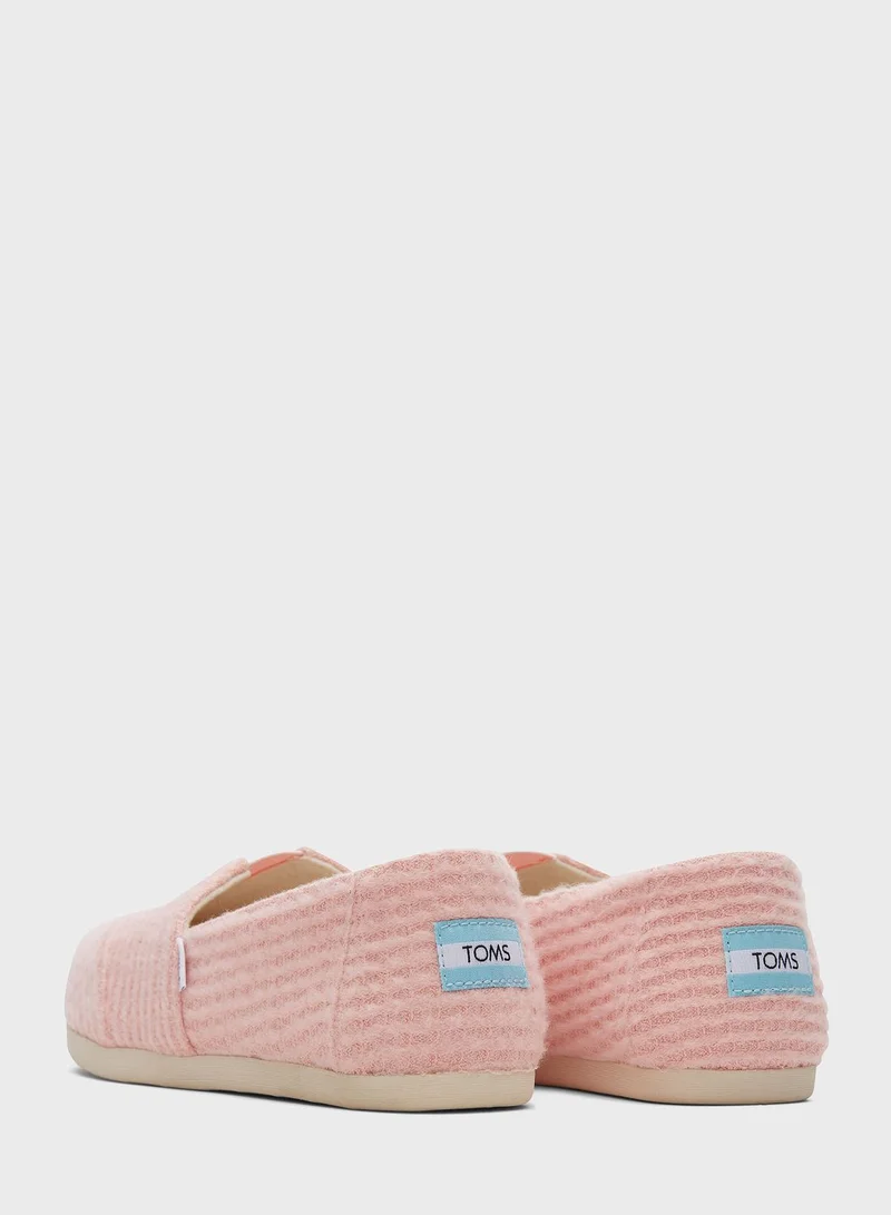 TOMS Pointed Toe Flat Slip Ons
