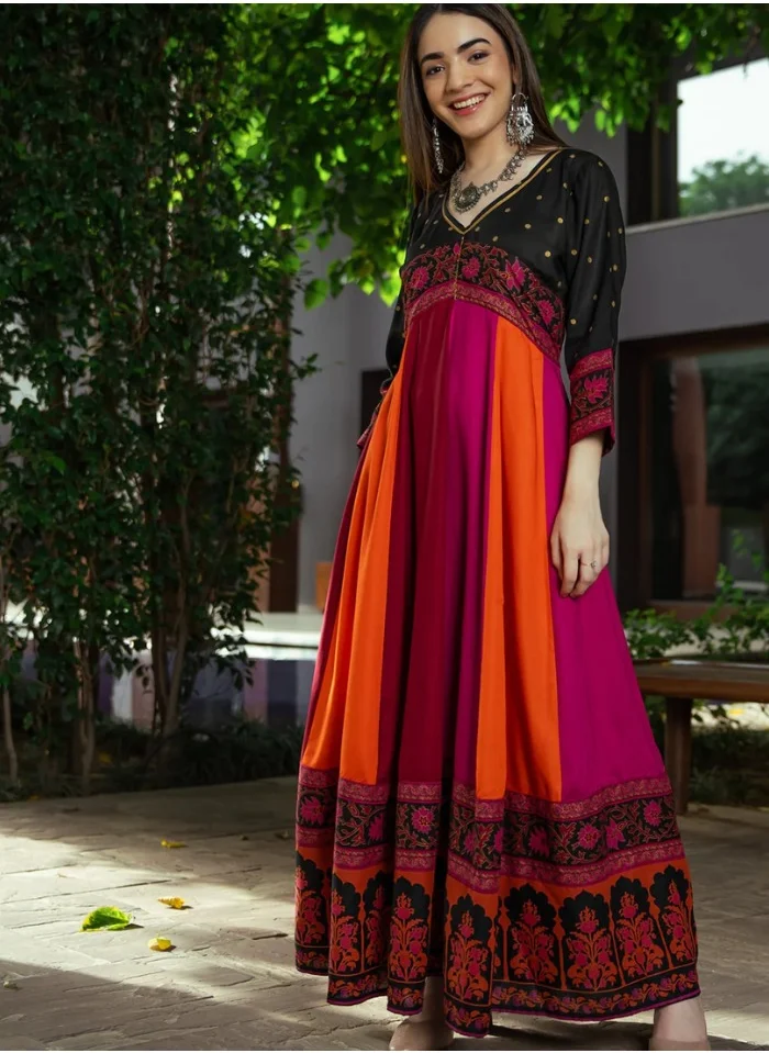 زيري سوق Black Multicolour Long Kalidaar Dress