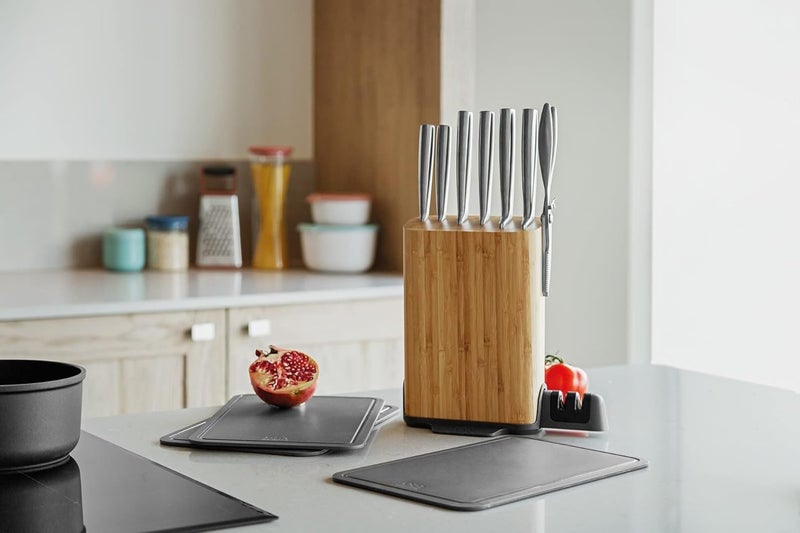 BergHOFF Leo Legacy 11-Piece Knife Block Set with Built-in Sharpener - Image 3