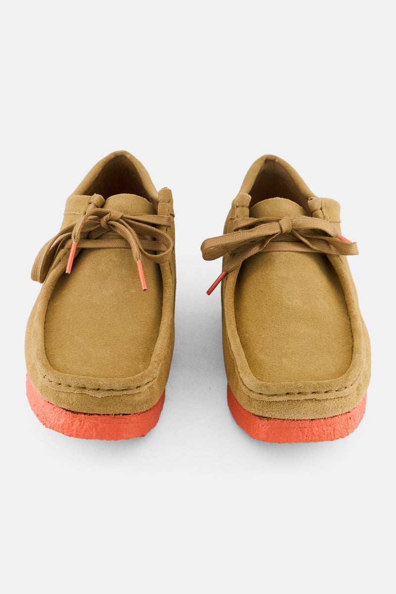 clarks Men Standard Fit Wallabee Lace Up Casual Shoes, Tan  - Image 4