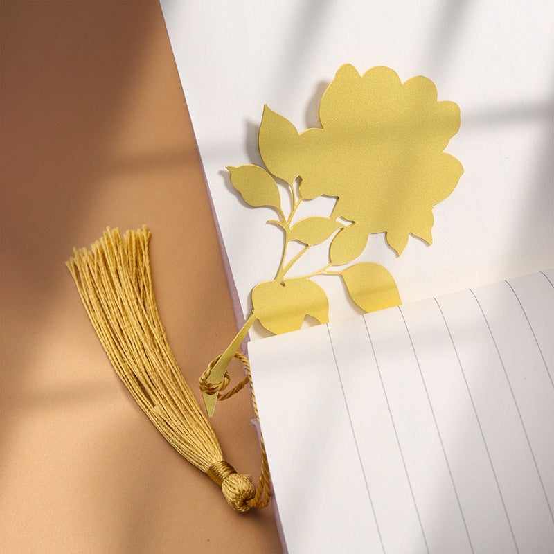 Chinese Style Camellia Lotus Lotus Rose Metal Brass Bookmark Creative Chinese Style Artistic Exquisite Tassel Bookmark - Image 5