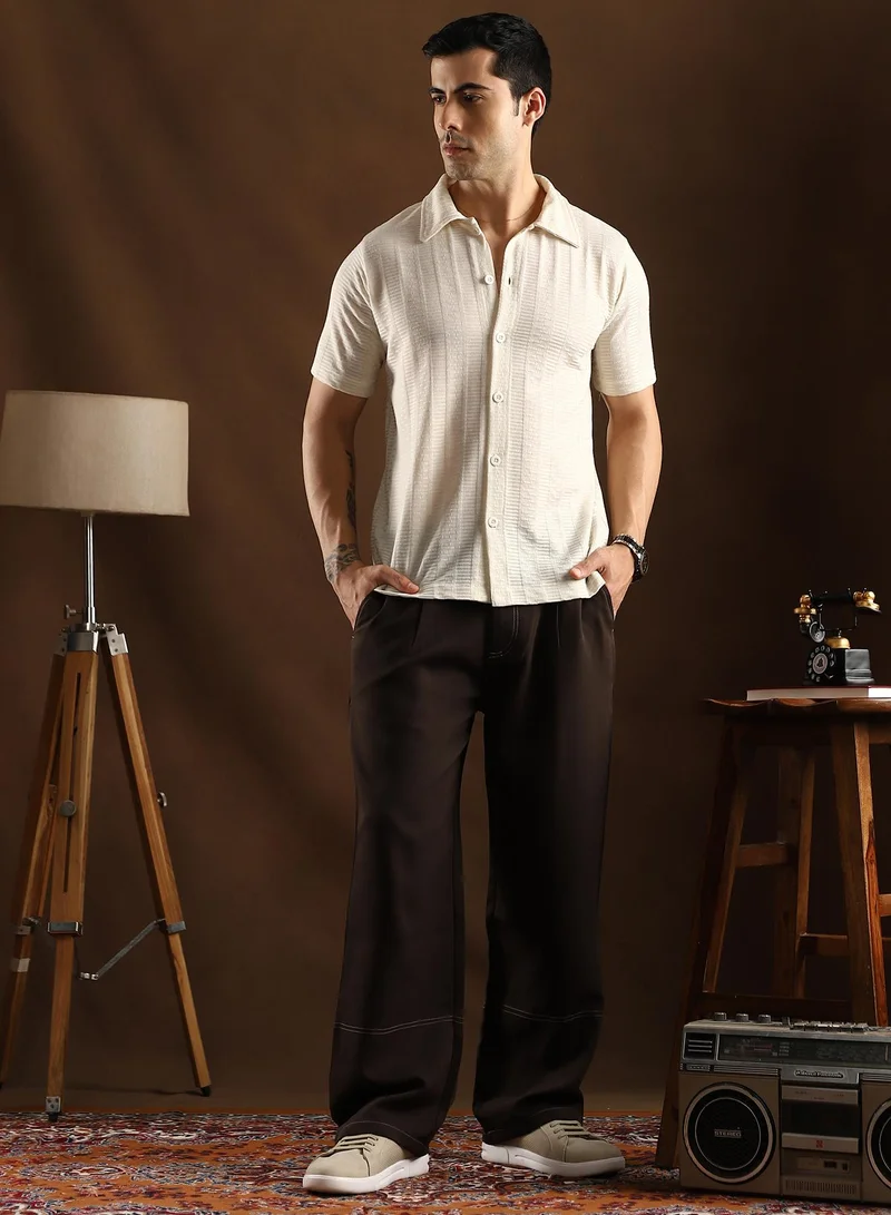 Campus Sutra Campus Sutra Men's Off-White Dash-Ribbed Knit Polo Shirt For Casual Wear | Mid-Rise | Regular Fit | Button Closure | Shirt Crafted With Comfort Fit For Everyday Wear