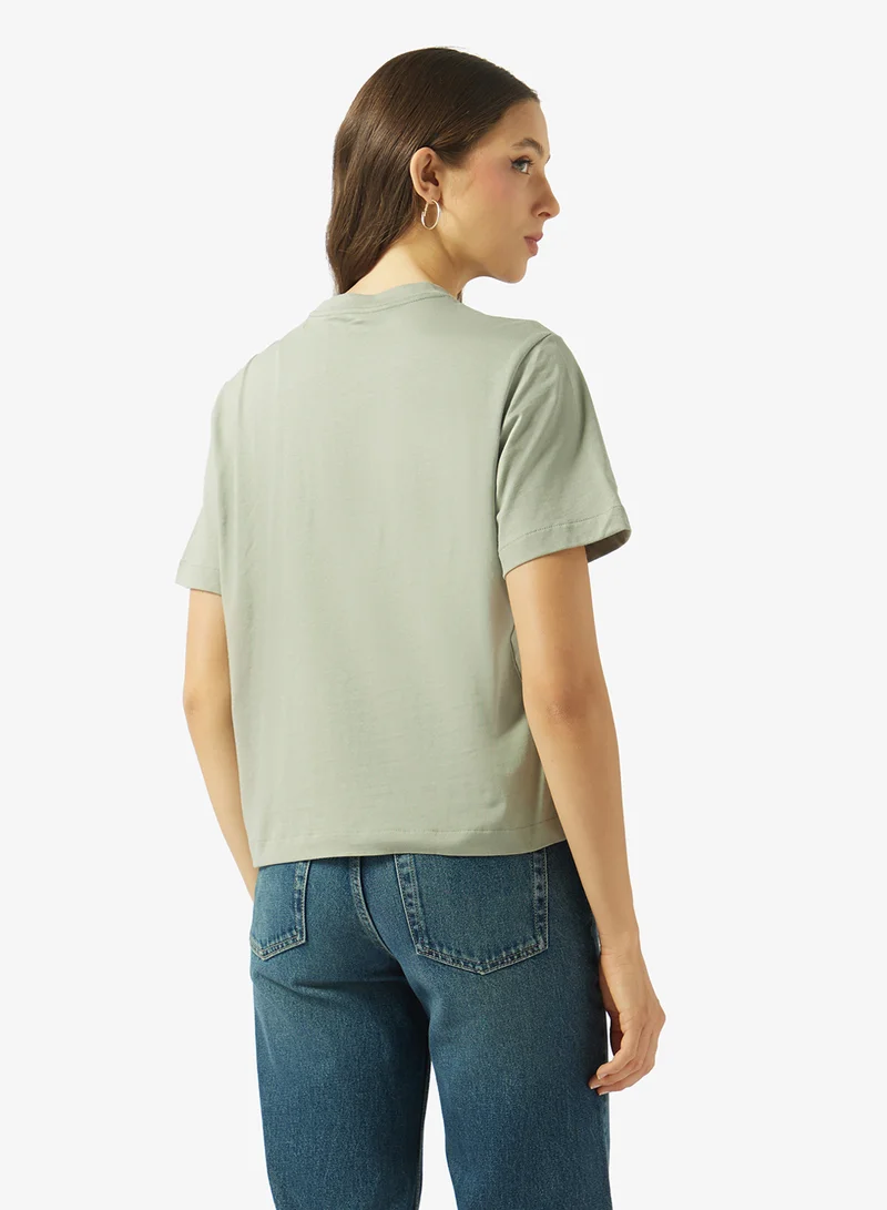 Calvin Klein Jeans  Casual Boxy Seasonal Monologo Graphi for Women | Best Price UAE