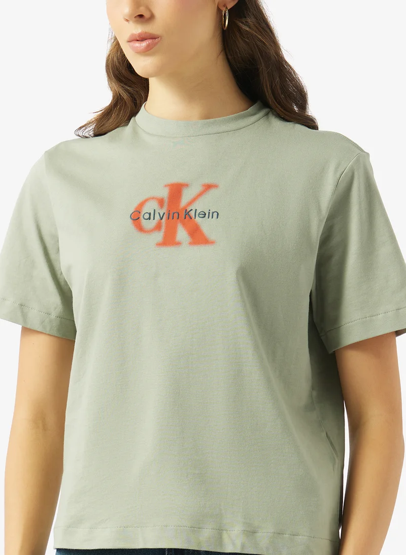Calvin Klein Jeans  Casual Boxy Seasonal Monologo Graphi for Women | Best Price UAE