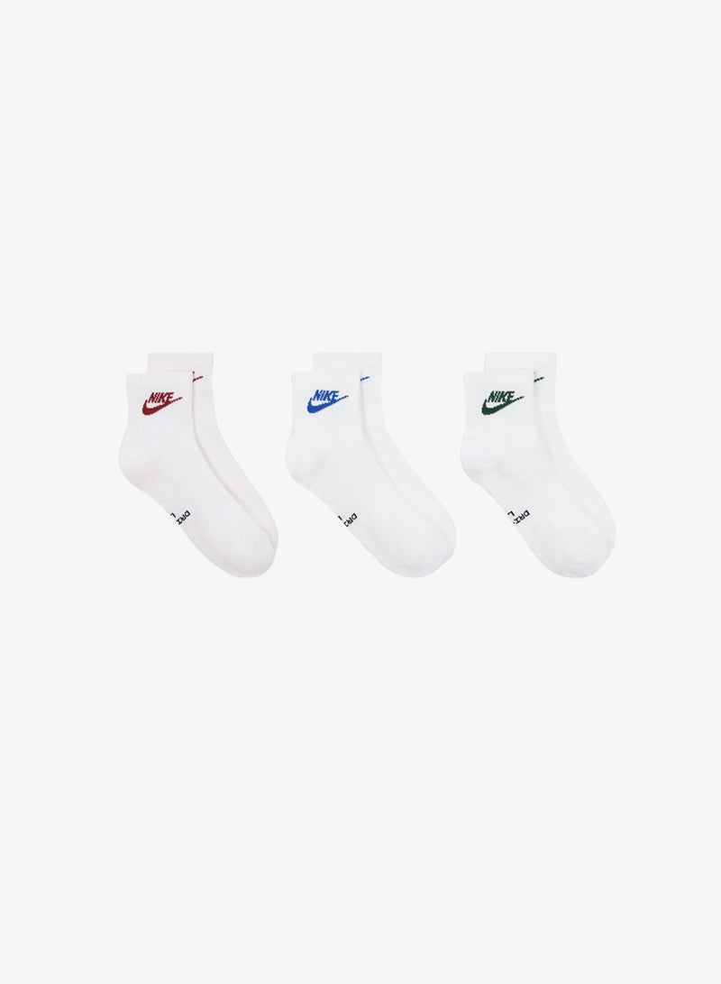 Nike 3-Pack Everyday Elevated Ankle Futura Socks - Image 2