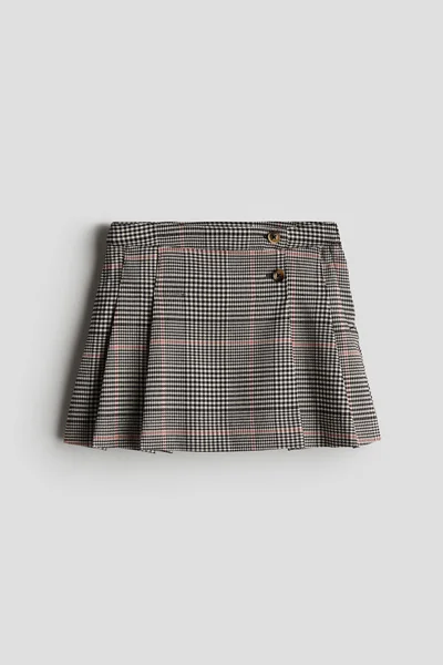 H&M Pleated Skirt