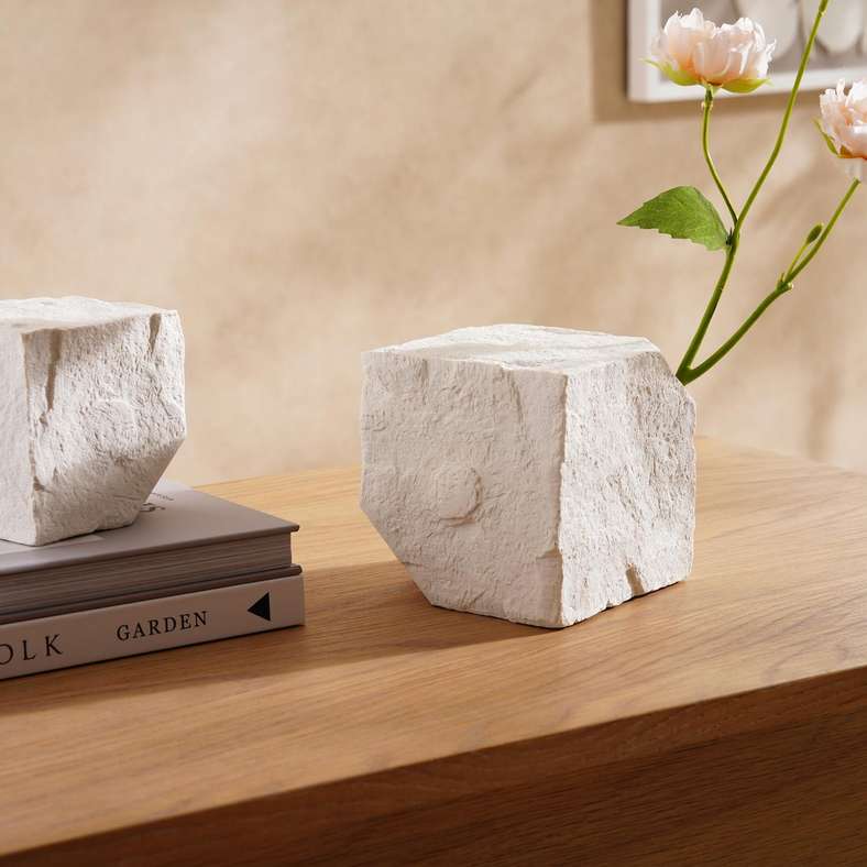 Pan Home Marla Polyresin Diamond Shape Vase 20x20x16cm - White