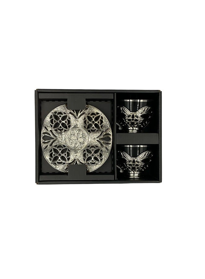 أكار طقم قهوة تركية فاخر من فنجانين مع حوامل وصحون بالتراث العثماني الأنيق باللون الأسود والفضي – صناعة تركية - Image 2