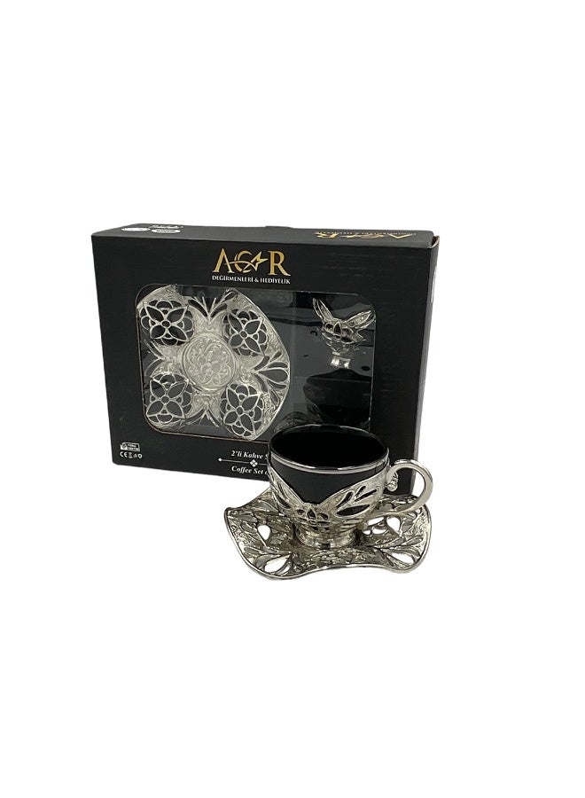 أكار طقم قهوة تركية فاخر من فنجانين مع حوامل وصحون بالتراث العثماني الأنيق باللون الأسود والفضي – صناعة تركية - Image 4