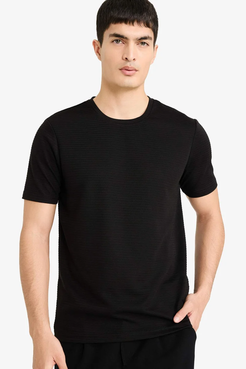 DeFacto Slim Fit Crew Neck Short Sleeve T-Shirt