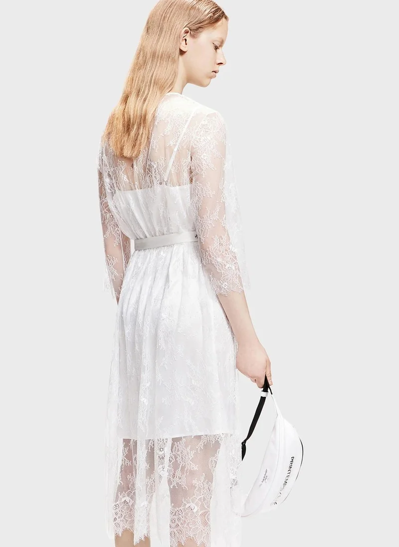 moco Lace Detail Pleated Dress