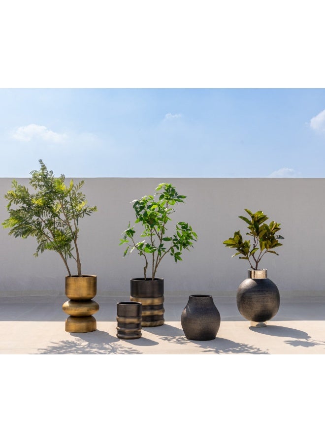 2XL Home Eben Planter in Vintage Brass - Image 4