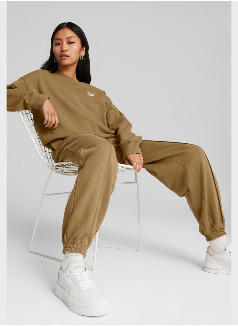 PUMA - Classics Oversized Crew Sweatshirt - Image 1