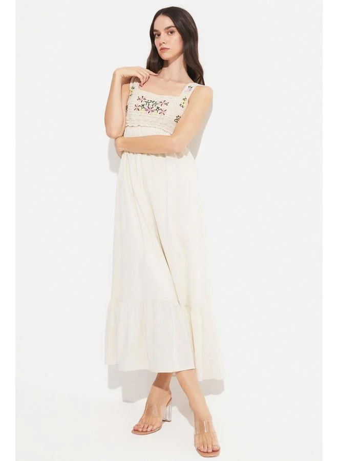 JUNE June Embroidery Detailed Dress