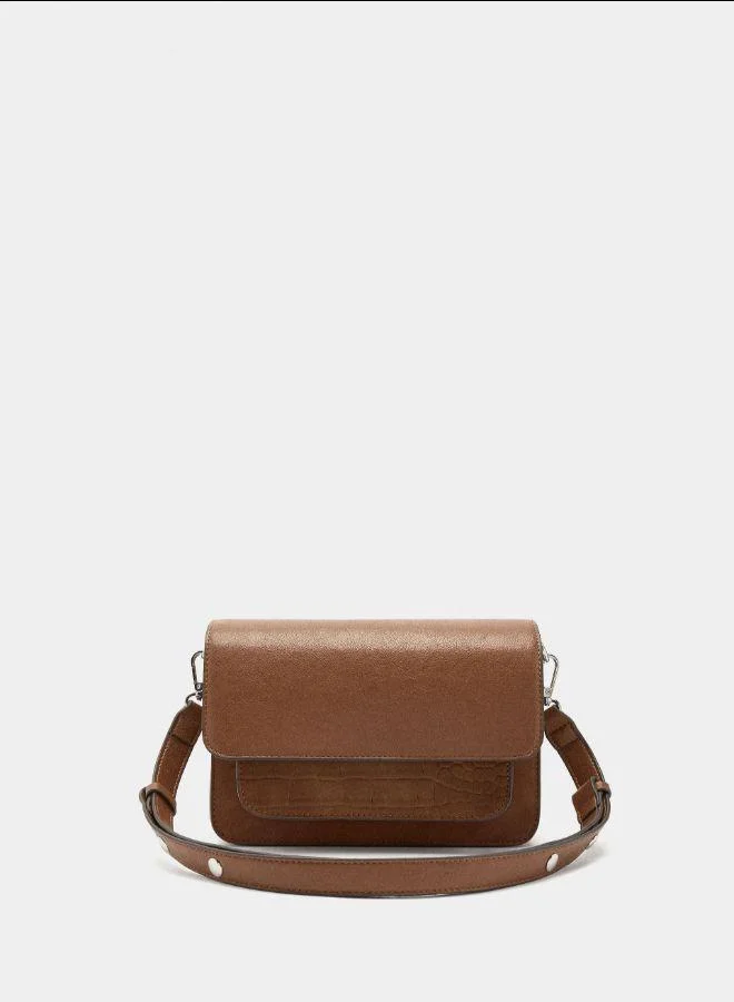 بارفوا حقيبة كروس بودي مع فتحة وملمس