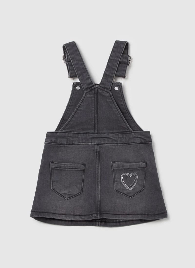 او في اس DENIM PINAFORE WITH DIAMANTÃ© HEARTS