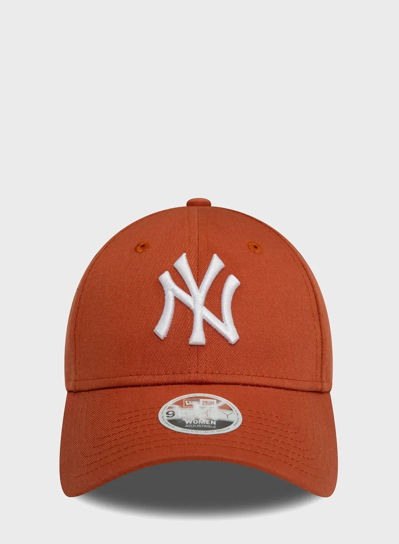 NEW ERA 9Forty New York Yankees Essential League Cap
