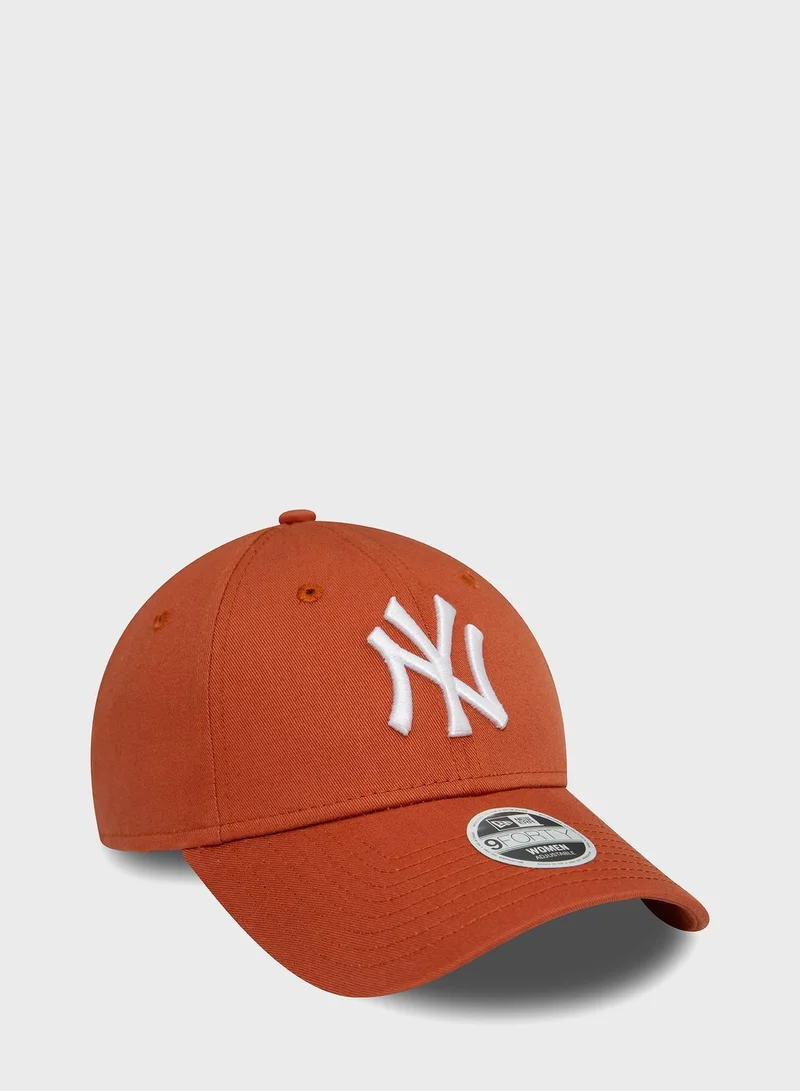 NEW ERA 9Forty New York Yankees Essential League Cap