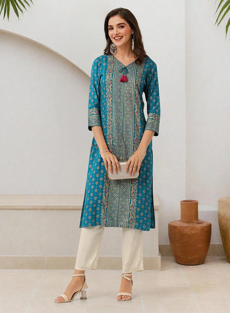 آي شين Regular Fit Embellished Pattern Round Neck Three Quarter Sleeve Teal Colour Knitted Rayon Kurtas For