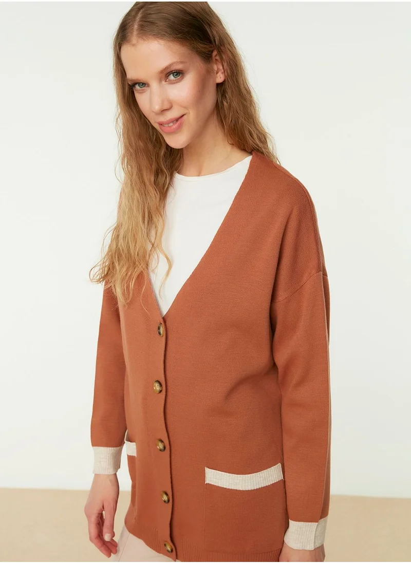 trendyol V-Neck Knitted Cardigan