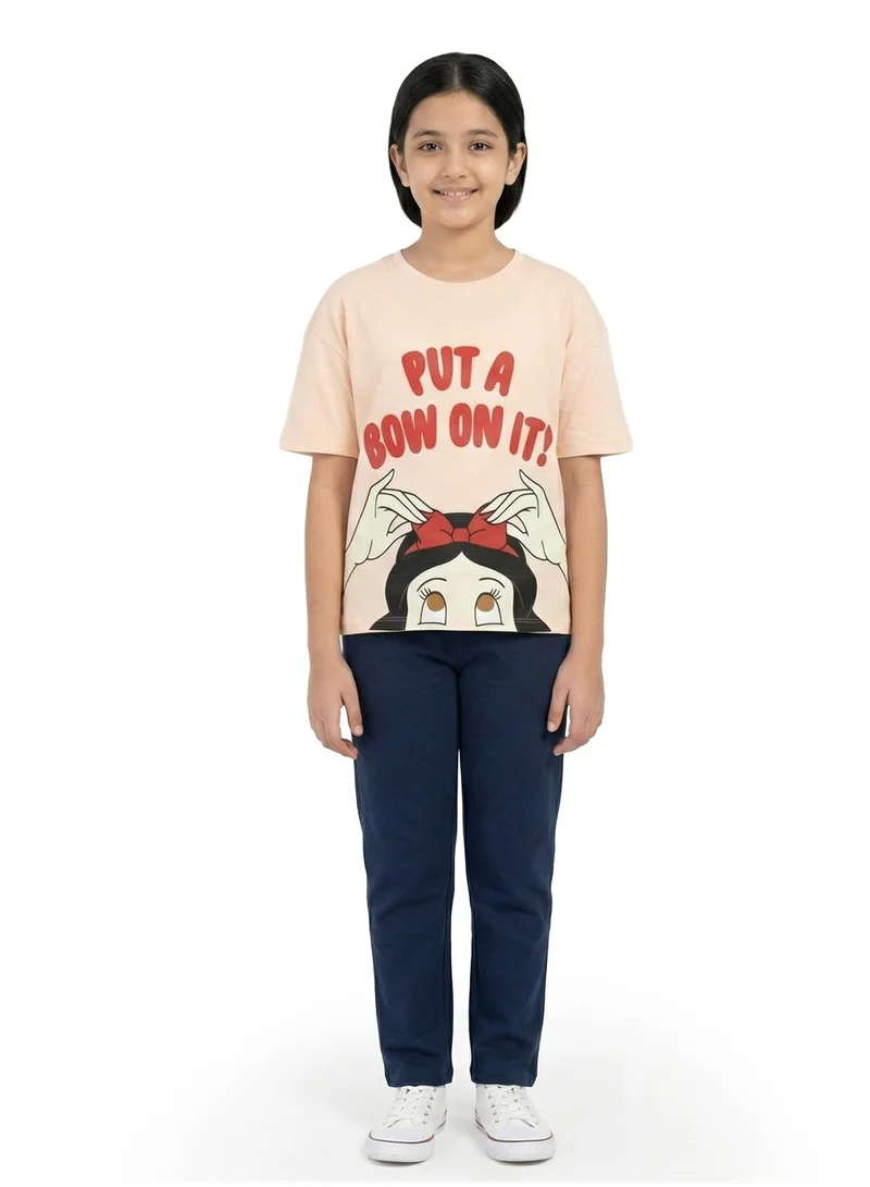 ديزني Teen Girls Snow White “Put a Bow On It!” Graphic Printed T-Shirt