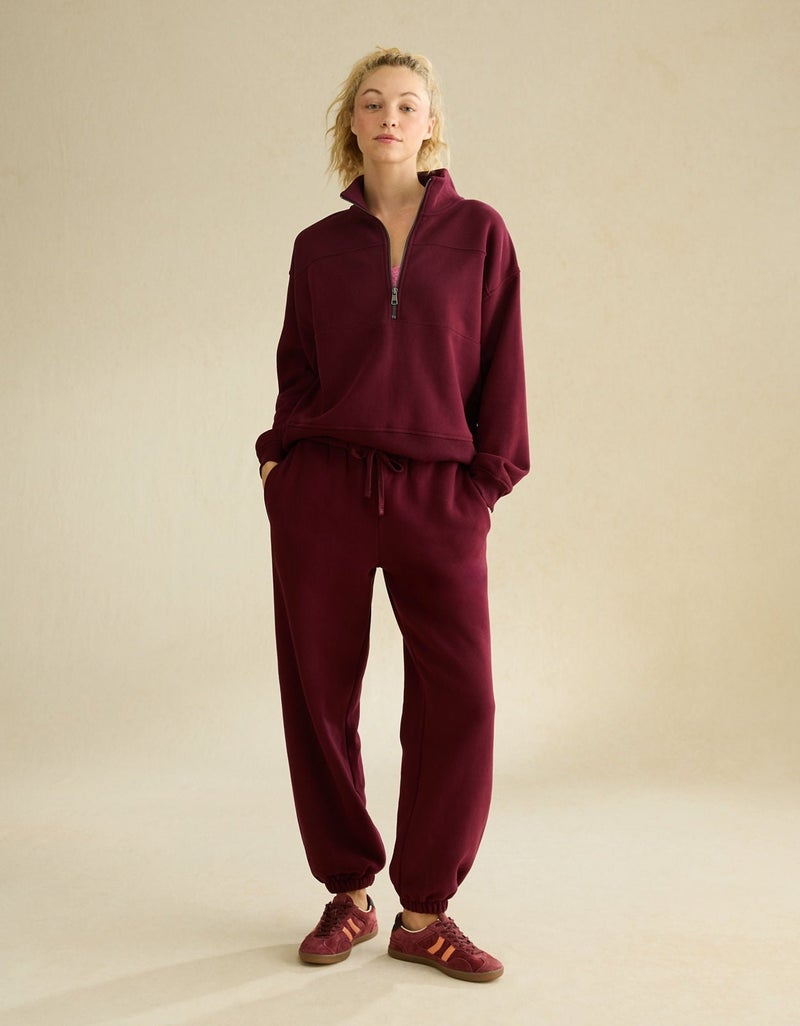 American Eagle AE Everyday Luxe Low-Rise Baggy Jogger - Image 1