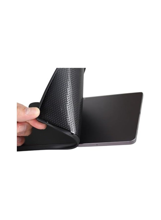 عام حافظة لجهاز ZTE Nubia Red Magic Nova بحجم 10.9 بوصة (2024)، مصنوعة من سيليكون ناعم مع زوايا四个 مغلفة تحيط بحواف الجهاز، توفر حماية ضد الصدمات والسقوط. - Image 3