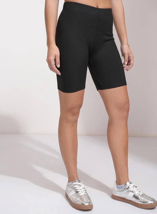 Tokyo Talkies Tokyo Talkies Solid High Rise Slim Fit Shorts